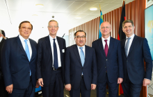 v.l.n.r.: Meiram Prsembayev; Michael Harms; S.E. Nurlan Onzhanov; Roman Sklyar; Marck Wengrzik, Foto: Katrin Hoffmann